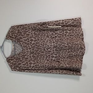 Above and beyond : Women's hoodie pullover leopard print 1x